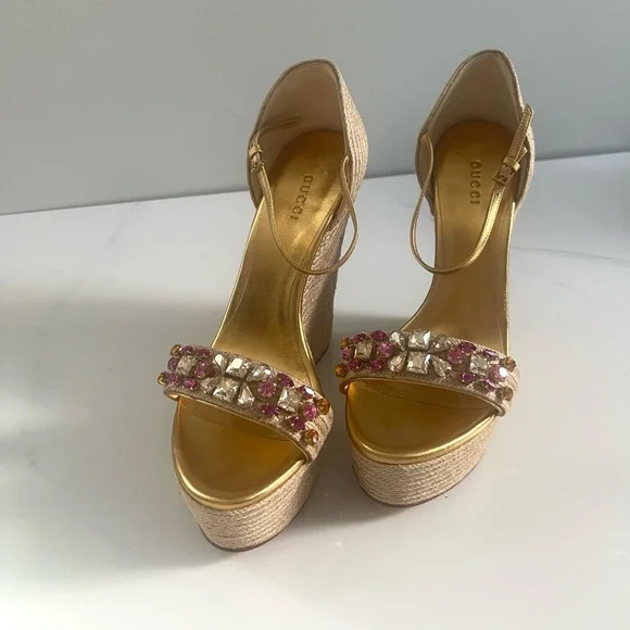 NEW AUTHENTIC GUCCI SWAROVSKI WEDGES - Picture 5 of 17